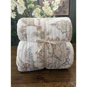 Levtex Home Selesta Reversible Quilt Set Full Queen Floral  New $269.99 Retail
